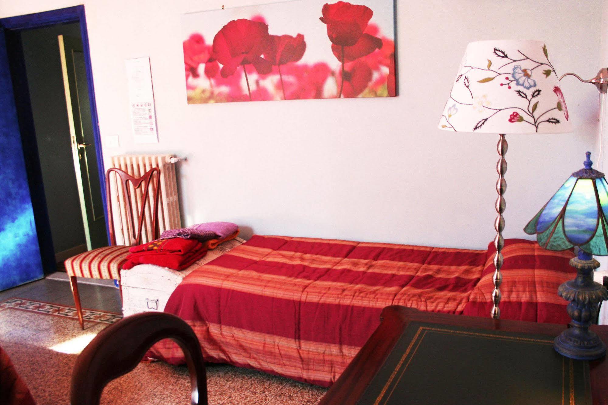 A Casa Di Virgilio 3* Florenz